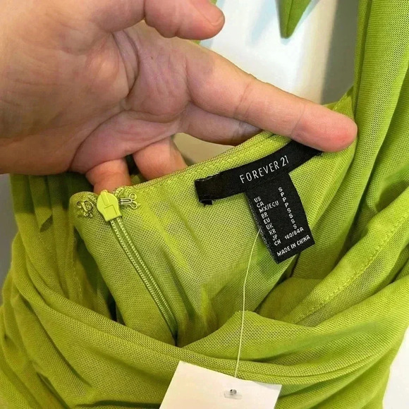 NWT Forever 21 Crisscross Halter Ruched Bodycon Mini Dress Lime Green Apple Sz S - Picture 13 of 13